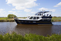 Thomasz 1060 (powerboat)