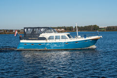 Aquanaut Privilège 1350 AK (powerboat)