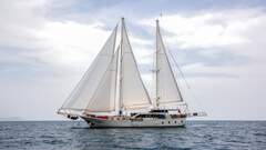 Motorsailer (sailboat)